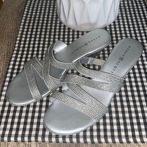 Women’s Silver Sandal - Size 8.5 - Karen Scott - Worn twice